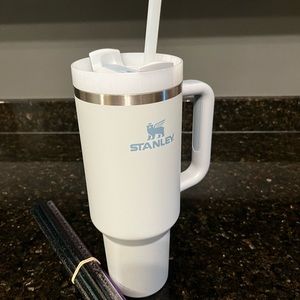 Stanley 40oz Quencher H2.0 Flowstate Tumbler